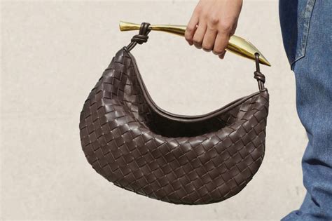 bottega veneta background